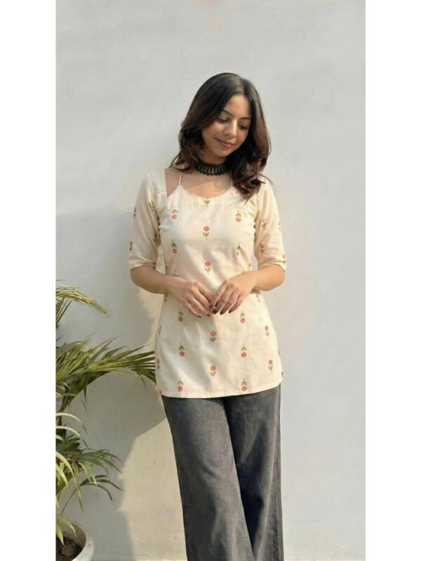Womens White Rayon Blend Printed Straight Kurti