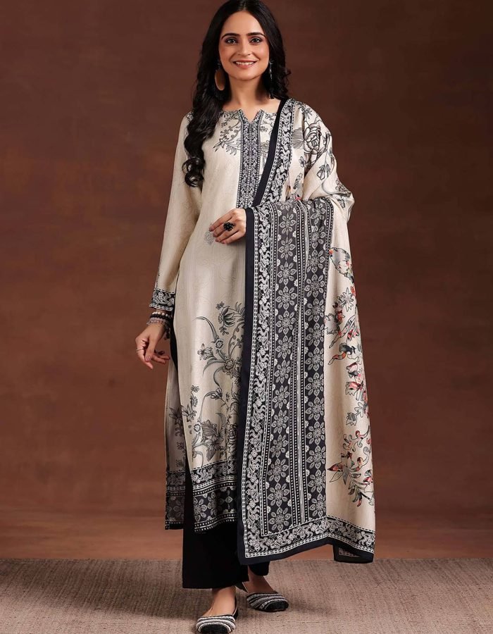 Women White Floral Kurta with Pant & Dupatta